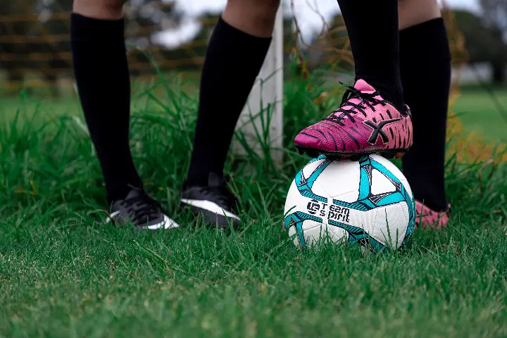 how-to-clean-your-sports-shoes how to clean your sports shoes